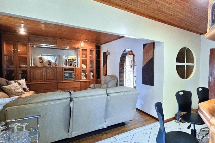 3 Bedroom Property for Sale in Vaalpark Free State